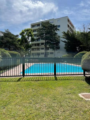 studio anglet biarritz avec piscine et mer